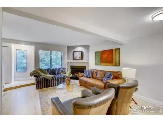 Photo #2: 921808 Listing