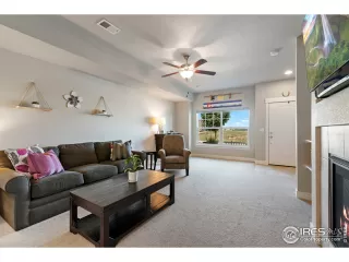 Photo #5: 921834 Listing