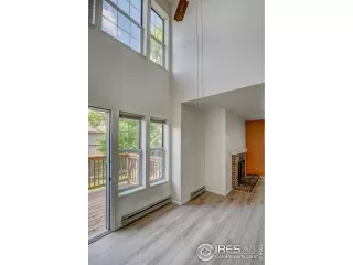 Photo #3: 921842 Listing