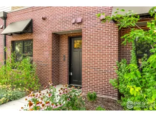 Photo #5: 921881 Listing