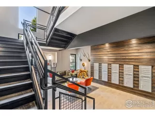 Photo #2: 921884 Listing