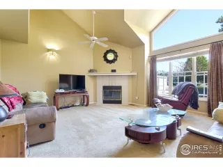 Photo #4: 921886 Listing