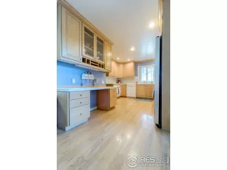 Photo #5: 921886 Listing