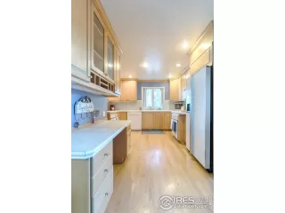 Photo #6: 921886 Listing