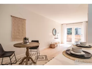 Photo #5: 921893 Listing 