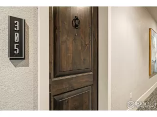 Photo #5: 921894 Listing