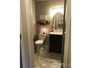 Photo #4: 921927 Listing