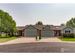 Photo #5: 921930 Listing