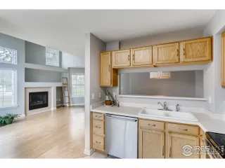 Photo #5: 921991 Listing