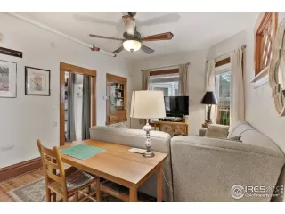 Photo #5: 922085 Listing