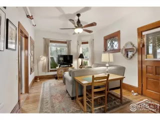 Photo #6: 922085 Listing