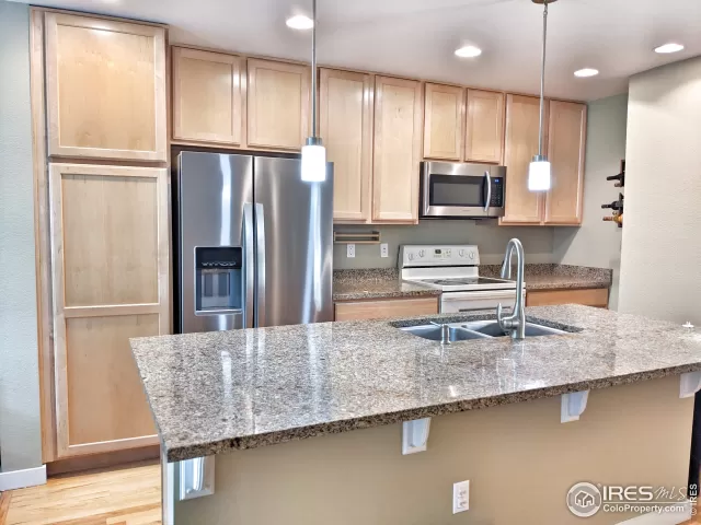 MLS: 922100 Condo For Sale