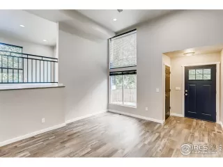 Photo #5: 922138 Listing 