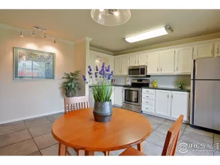 Photo #2: 922232 Listing