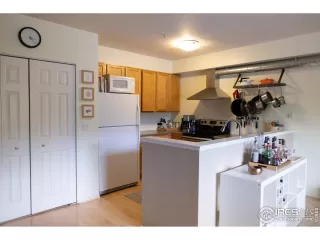 Photo #5: 922248 Listing