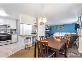 Photo #4: 922270 Listing