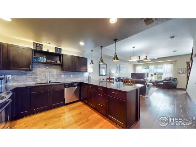 MLS: 922319 Condo For Sale