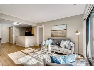 Photo #6: 922359 Listing