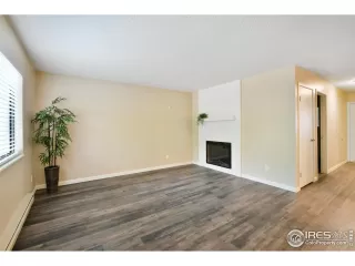 Photo #6: 922373 Listing