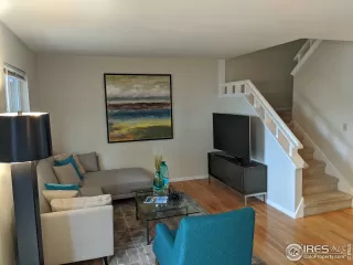 Photo #5: 922404 Listing