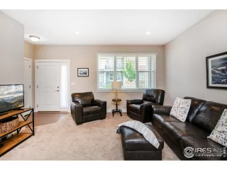 Photo #5: 922420 Listing 