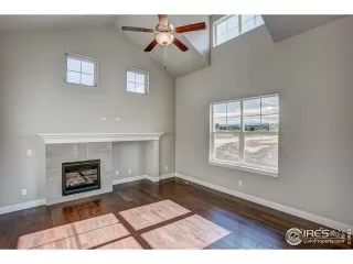 Photo #3: 922446 Listing