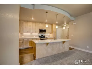 Photo #6: 922457 Listing 