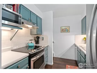 Photo #4: 922494 Listing