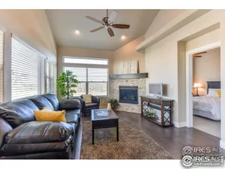 Photo #2: 922510 Listing