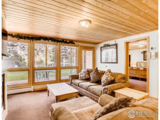 Photo #3: 922512 Listing