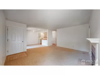Photo #5: 922556 Listing 