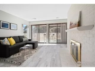 Photo #1: 922557 Listing