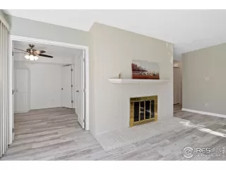 Photo #4: 922557 Listing