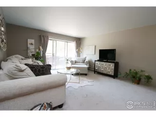 Photo #2: 922562 Listing
