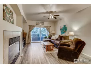 Photo #5: 922563 Listing