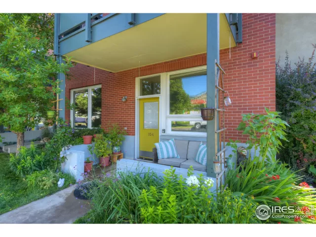 MLS: 922573 Condo For Sale