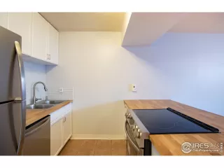 Photo #2: 922624 Listing