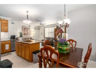 Photo #6: 922759 Listing