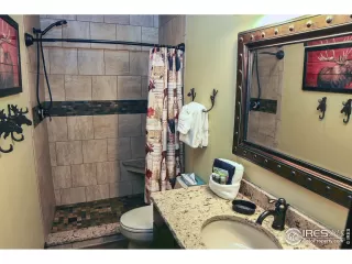 Photo #6: 922803 Listing