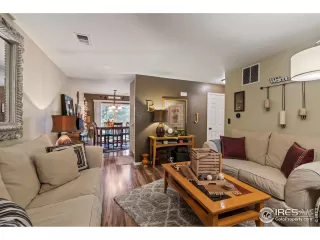 Photo #3: 922822 Listing