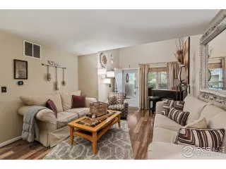 Photo #6: 922822 Listing