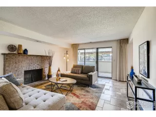 Photo #5: 922835 Listing 