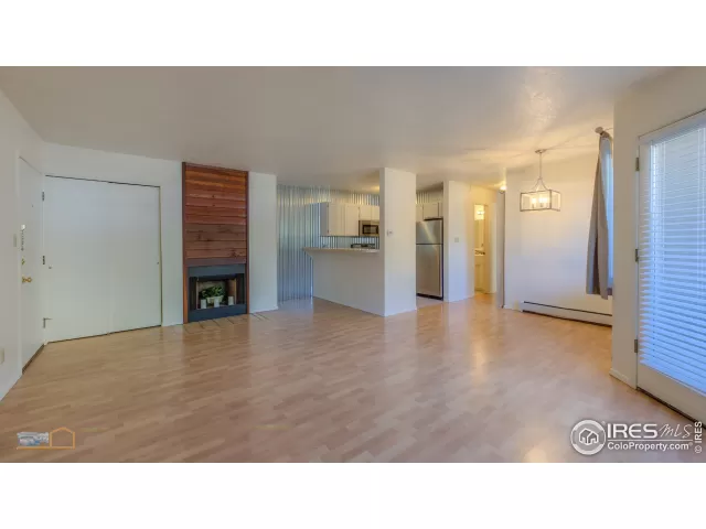 MLS: 922839 Condo For Sale