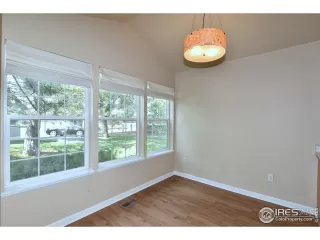 Photo #6: 922925 Listing