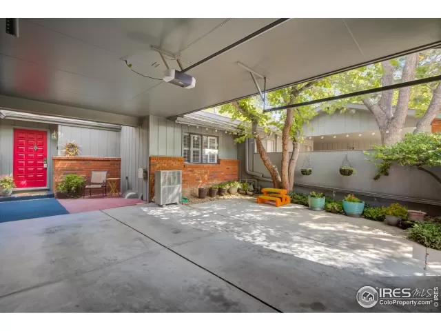 MLS: 922932 Condo For Sale