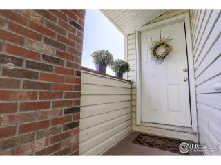 Photo #3: 922960 Listing
