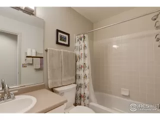 Photo #6: 922986 Listing