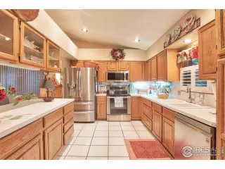 Photo #5: 922988 Listing