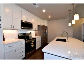 Photo #5: 922990 Listing 