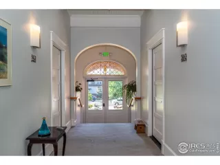 Photo #3: 923005 Listing 